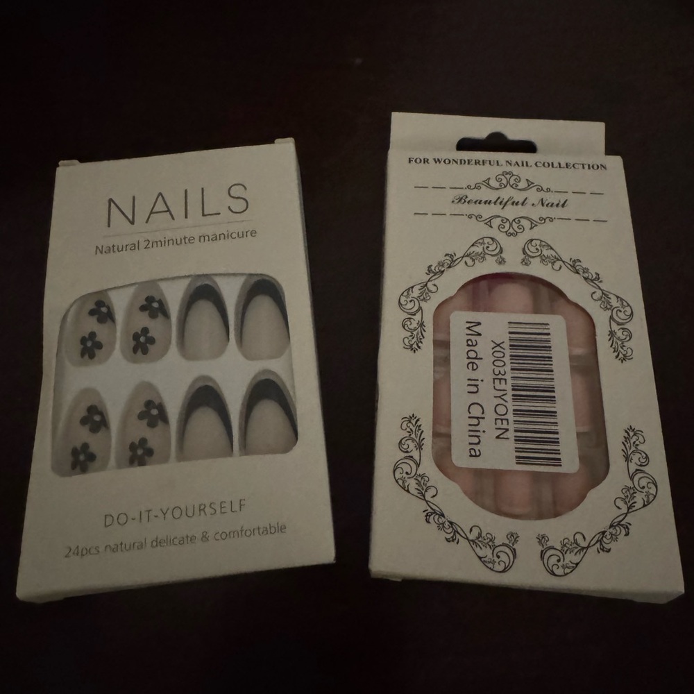 Collection - Pink Nail Set - Picture 4 of 4